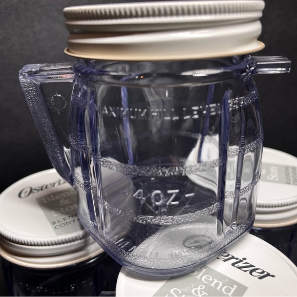 Osterizer blend & store 8oz plastic blending container with lid. Set of 4. - Picture 3 of 6